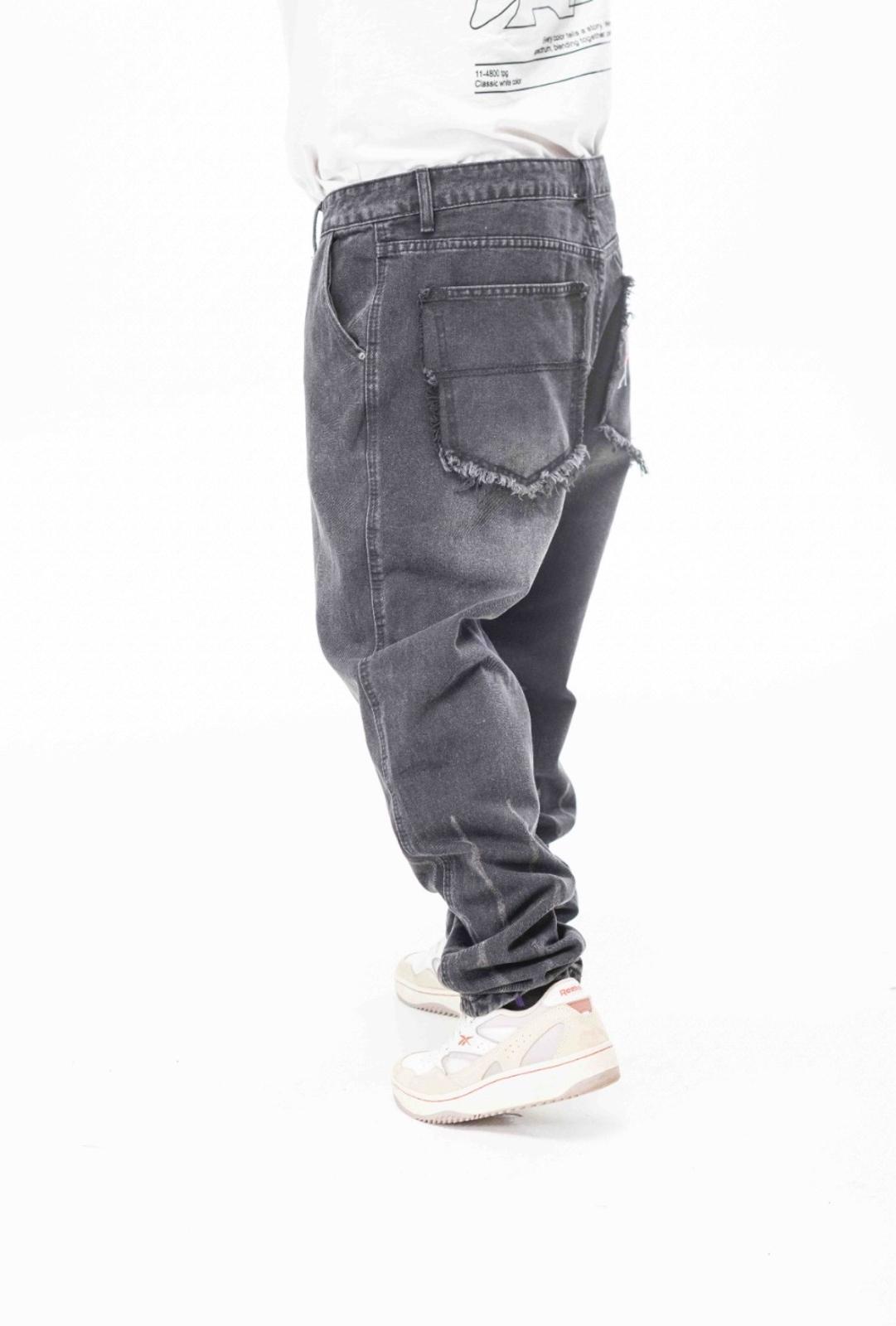 Jean RED FLAG